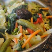 Veggie Stir Fry: https://vedgedout.com/2013/01/11/vedged-out-green-smoothie-challenge-day-5/
